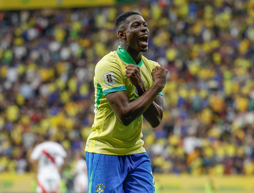 他的名字很 他的名字很